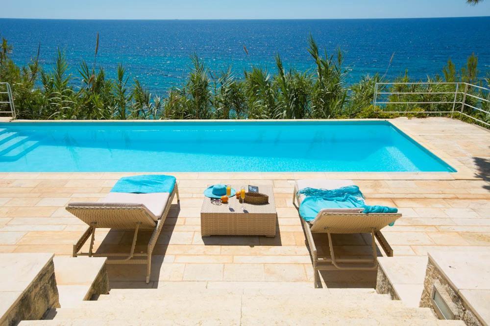 Villaparadiso Beach Front Villa Makris Gialos Argostolion Exterior foto